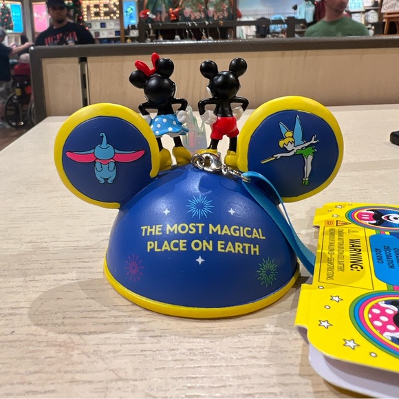 2024 Disney Mickey Mouse and Minnie Mouse Holiday Ornament - Picture 3 of 4